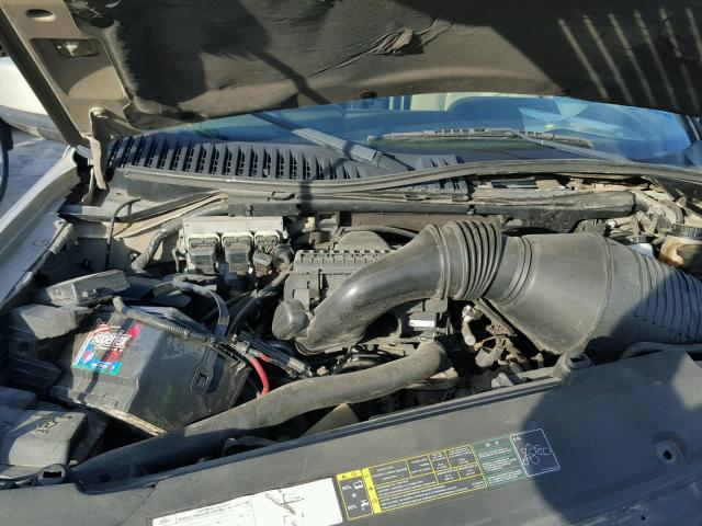 5LMFU27586LJ03016 - 2006 LINCOLN NAVIGATOR TAN photo 7