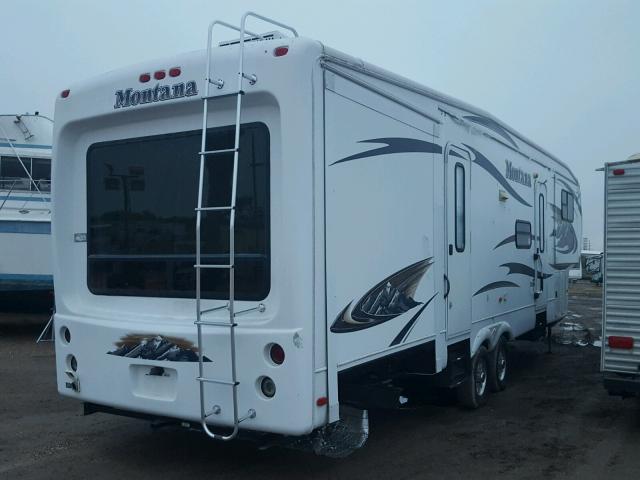 4YDF37522B4701989 - 2011 KEYSTONE MONTANA WHITE photo 4