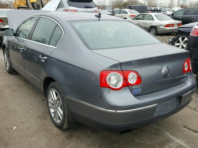 WVWEK73C18P076392 - 2008 VOLKSWAGEN PASSAT LUX GRAY photo 3