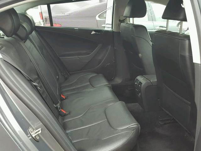 WVWEK73C18P076392 - 2008 VOLKSWAGEN PASSAT LUX GRAY photo 6