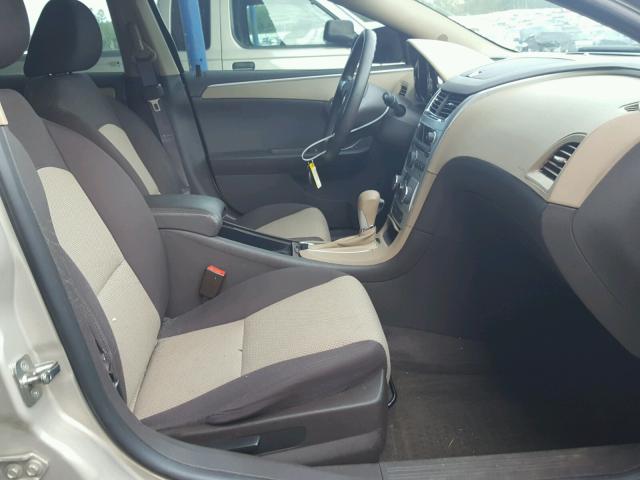 1G1ZB5E06CF251607 - 2012 CHEVROLET MALIBU LS 棕色 照片 5