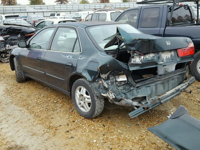 1HGCG5659YA002717 - 2000 HONDA ACCORD EX GREEN photo 3