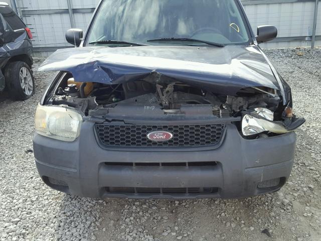 1FMYU02194DA15037 - 2004 FORD ESCAPE XLS BLUE photo 9