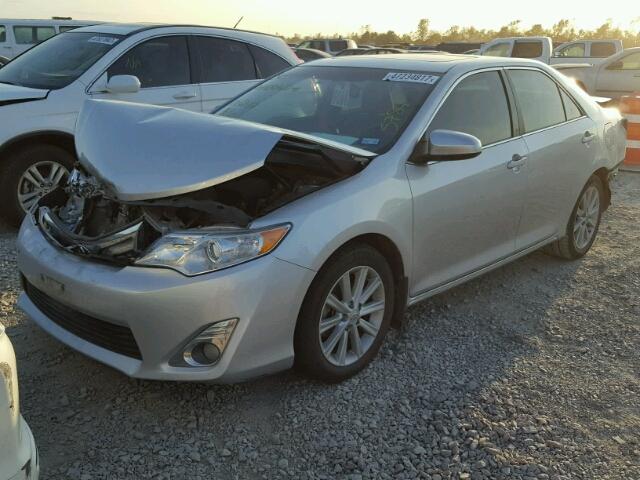 4T4BF1FK5CR223784 - 2012 TOYOTA CAMRY BASE SILVER photo 2