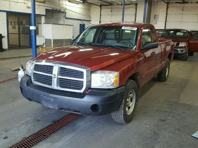 1D7HW22K77S129515 - 2007 DODGE DAKOTA ST MAROON photo 2