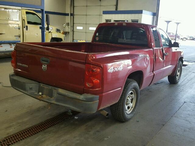 1D7HW22K77S129515 - 2007 DODGE DAKOTA ST MAROON photo 4