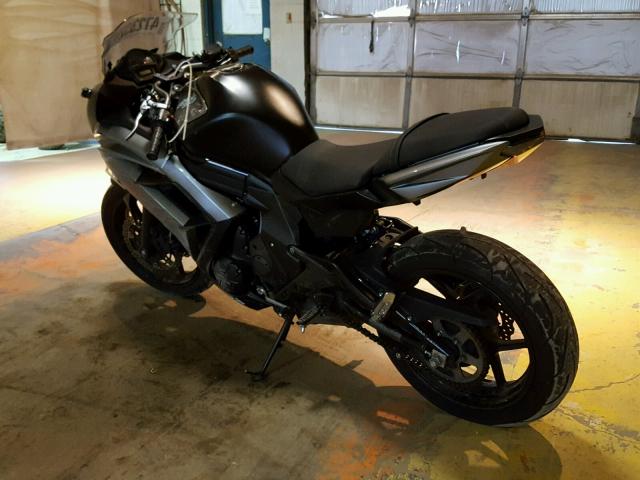 JKAEXEE16EDA16409 - 2014 KAWASAKI EX650 E BLACK photo 3