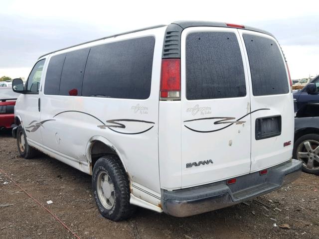 1GDFG15M5X1082539 - 1999 GMC SAVANA RV WHITE photo 3