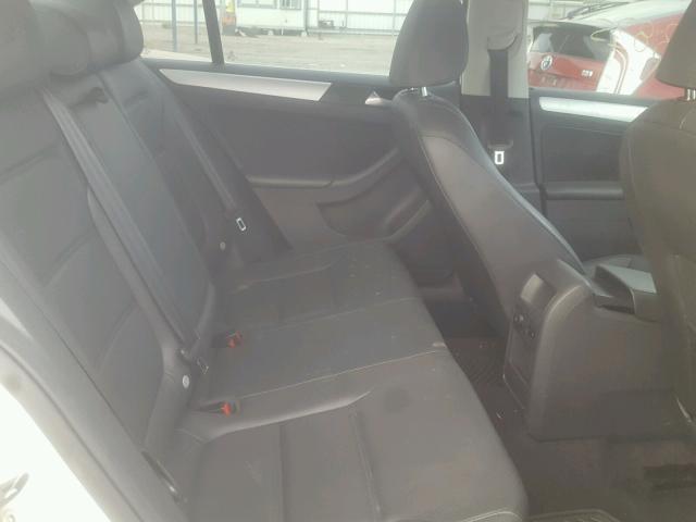 3VWDP7AJ1DM409377 - 2013 VOLKSWAGEN JETTA SE 白色 照片 6