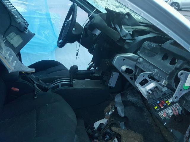 2G2WP552161123773 - 2006 PONTIAC GRAND PRIX SILVER photo 5