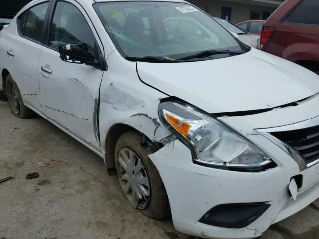 3N1CN7AP0FL814134 - 2015 NISSAN VERSA S WHITE photo 9