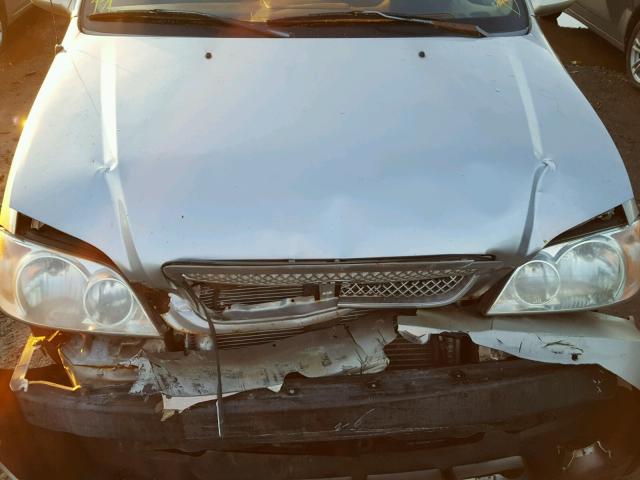 KNDUP131436455393 - 2003 KIA SEDONA EX SILVER photo 7