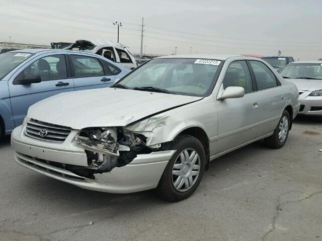 4T1BG22K21U857022 - 2001 TOYOTA CAMRY CE SILVER photo 2