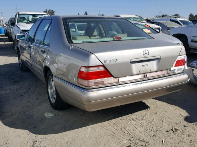 WDBGA33G9XA406688 - 1999 MERCEDES-BENZ S 320 GOLD photo 3