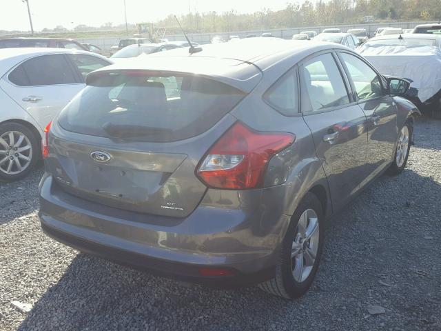 1FADP3K28EL357354 - 2014 FORD FOCUS SE GRAY photo 4