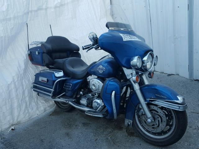 1HD1FCW156Y660581 - 2006 HARLEY-DAVIDSON FLHTCUI BLUE photo 1