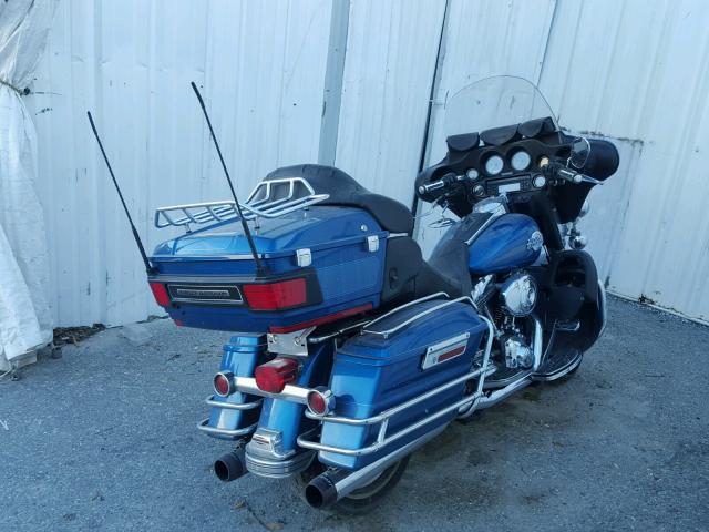 1HD1FCW156Y660581 - 2006 HARLEY-DAVIDSON FLHTCUI BLUE photo 4