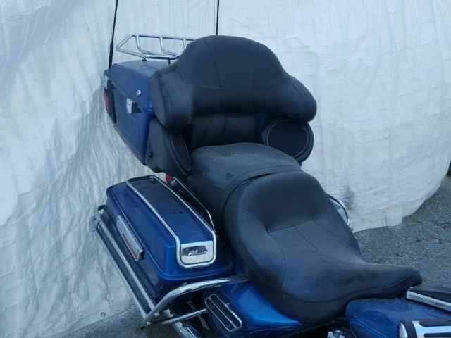 1HD1FCW156Y660581 - 2006 HARLEY-DAVIDSON FLHTCUI BLUE photo 6
