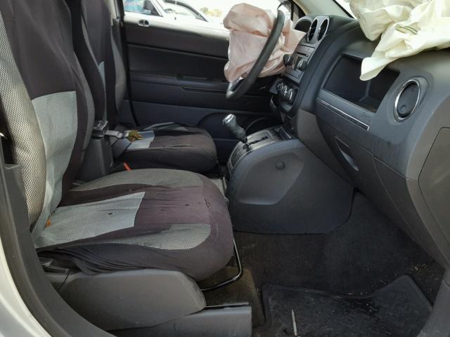 1C4NJDBB0DD253892 - 2013 JEEP COMPASS SP SILVER photo 5