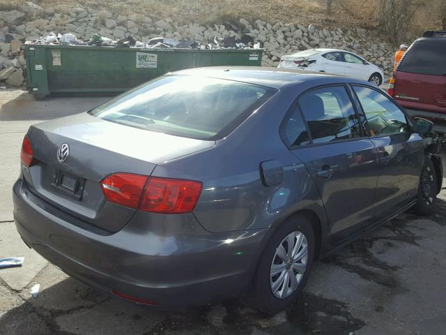 3VW1K7AJ4EM431781 - 2014 VOLKSWAGEN JETTA BASE 灰色 照片 4