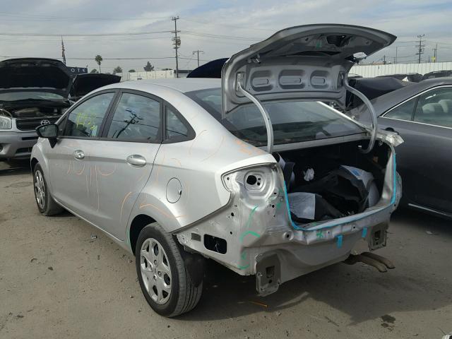 3FADP4BJ0BM212638 - 2011 FORD FIESTA SE SILVER photo 3