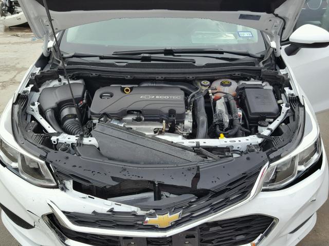 1G1BC5SM6H7151708 - 2017 CHEVROLET CRUZE LS WHITE photo 7