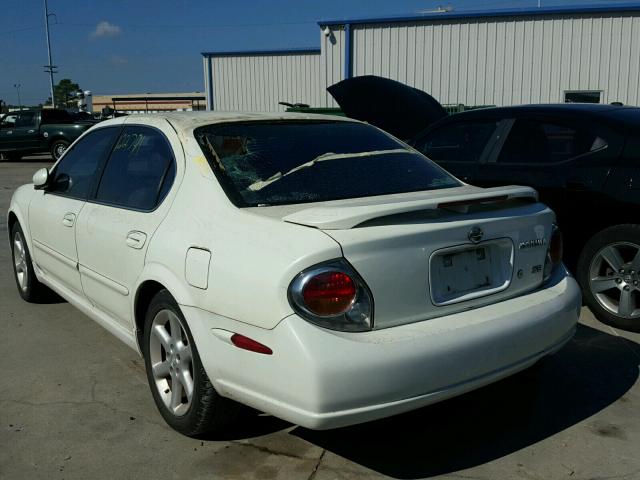 JN1DA31D32T407347 - 2002 NISSAN MAXIMA GLE WHITE photo 3