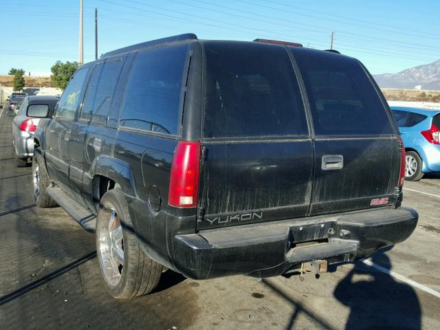 1GKEK13RXXR901175 - 1999 GMC DENALI BLACK photo 3