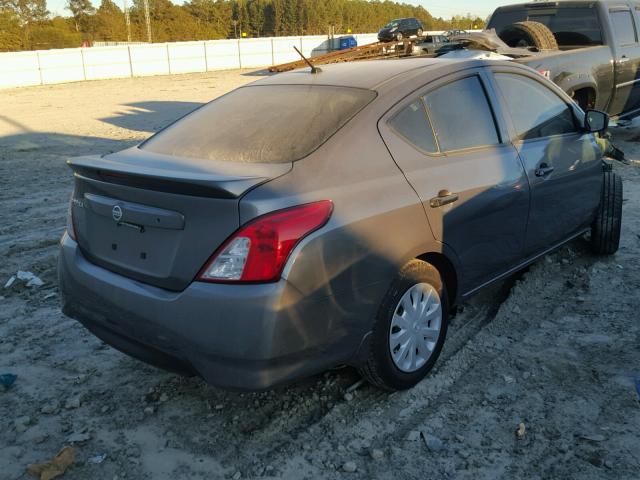 3N1CN7AP5HL906391 - 2017 NISSAN VERSA S GRAY photo 4