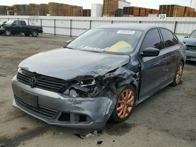 3VW1K7AJ1CM347608 - 2012 VOLKSWAGEN JETTA BASE CHARCOAL photo 2