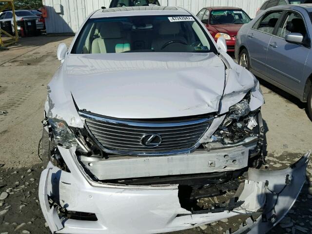 JTHBL46F485073646 - 2008 LEXUS LS 460 WHITE photo 9