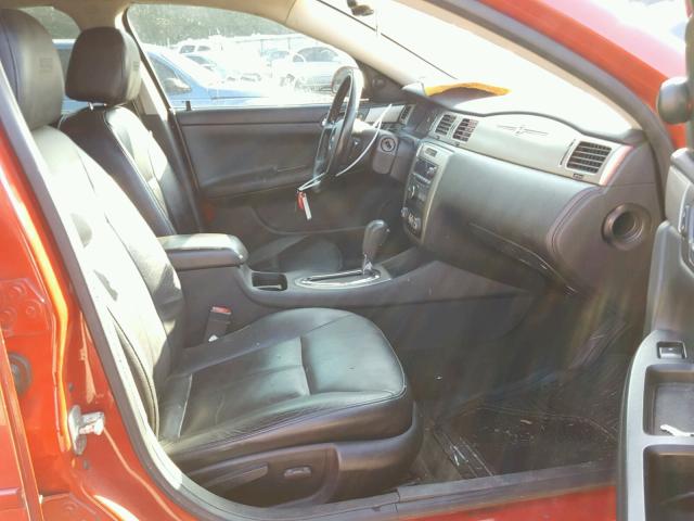 2G1WD58C789107308 - 2008 CHEVROLET IMPALA SUP RED photo 5