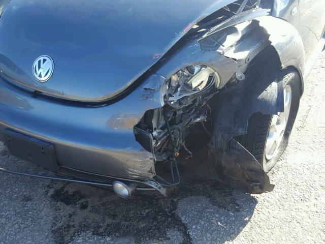 3VWCB21C42M410597 - 2002 VOLKSWAGEN NEW BEETLE 银色 照片 9