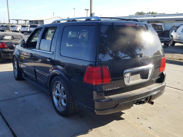 5LMFU28R84LJ23233 - 2004 LINCOLN NAVIGATOR BLACK photo 3