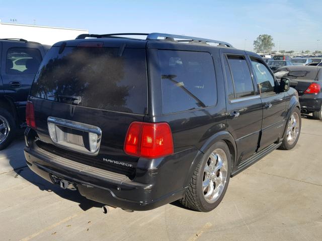 5LMFU28R84LJ23233 - 2004 LINCOLN NAVIGATOR BLACK photo 4