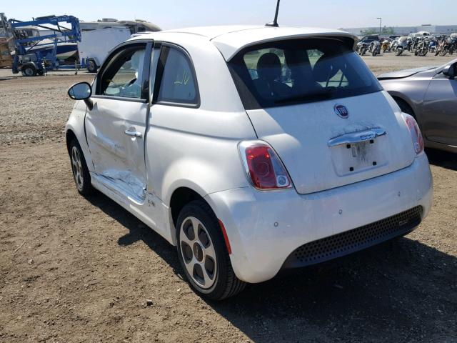 3C3CFFGEXFT709678 - 2015 FIAT 500 ELECTR WHITE photo 3