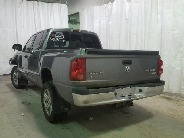 1D7CE5GK6AS130704 - 2010 DODGE DAKOTA LAR SILVER photo 3