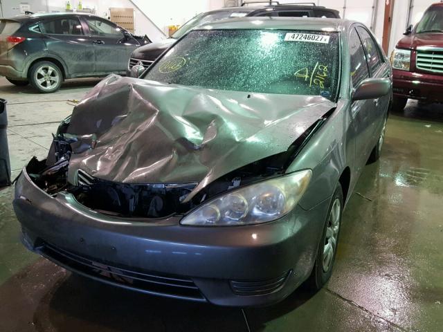 4T1BE30K56U742162 - 2006 TOYOTA CAMRY LE GRAY photo 2