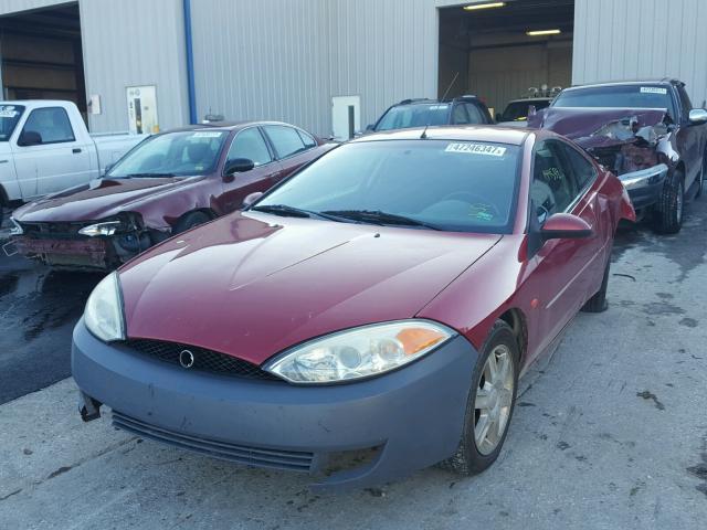 1ZWFT61L425618725 - 2002 MERCURY COUGAR V6 RED photo 2