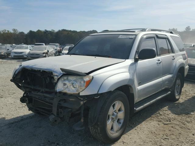 JTEZU14R168042502 - 2006 TOYOTA 4RUNNER SR SILVER photo 2