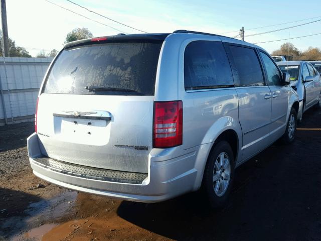 2A4RR5D17AR308829 - 2010 CHRYSLER TOWN & COU SILVER photo 4