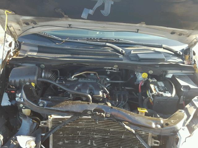 2A4RR5D17AR308829 - 2010 CHRYSLER TOWN & COU SILVER photo 7