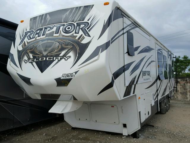 4YDF36532DR801549 - 2013 KEYSTONE RAPTOR WHITE photo 2