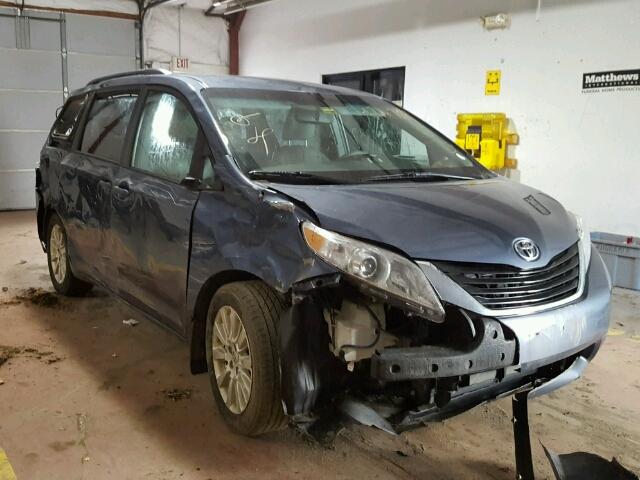 5TDJK3DC7DS066648 - 2013 TOYOTA SIENNA LE BLUE photo 1