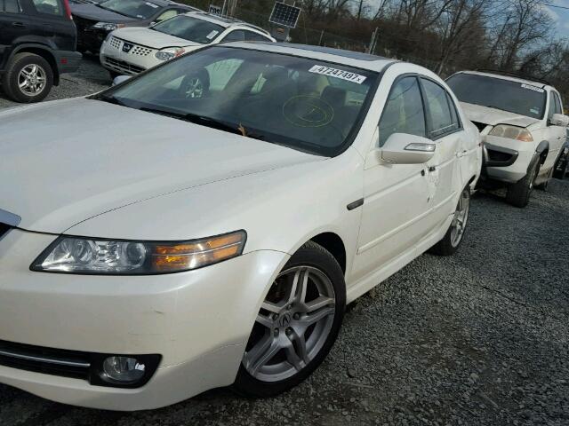 19UUA66218A041206 - 2008 ACURA TL WHITE photo 2