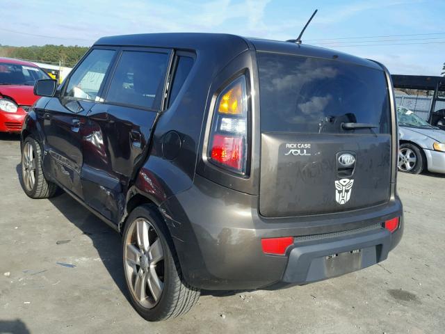 KNDJT2A29A7035040 - 2010 KIA SOUL + BROWN photo 3