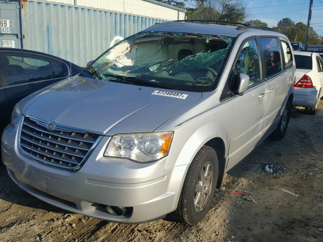 2A8HR54P18R792036 - 2008 CHRYSLER TOWN & COU GRAY photo 2