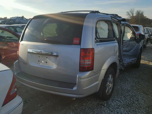 2A8HR54P18R792036 - 2008 CHRYSLER TOWN & COU GRAY photo 4