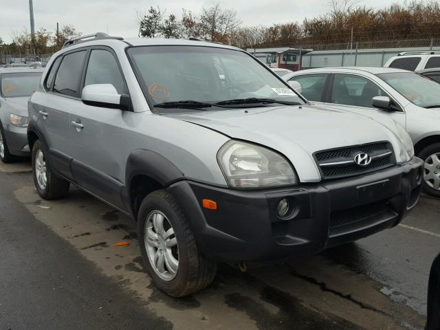 KM8JN72D07U527937 - 2007 HYUNDAI TUCSON SE GRAY photo 1