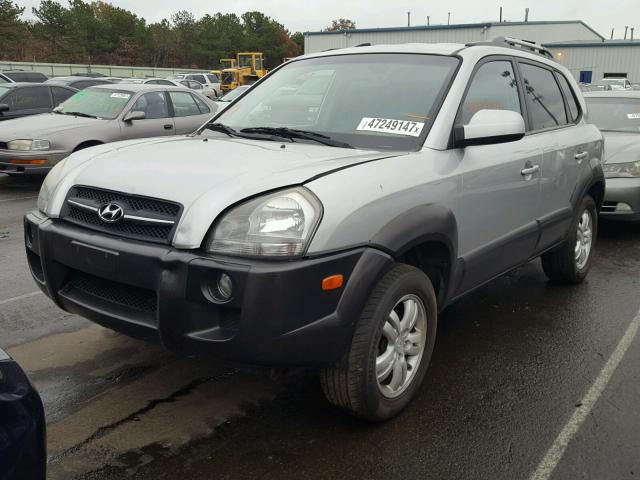 KM8JN72D07U527937 - 2007 HYUNDAI TUCSON SE GRAY photo 2